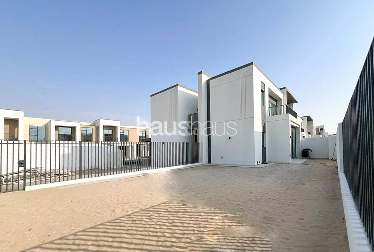 4 bedroom townhouse for sale - haus & haus