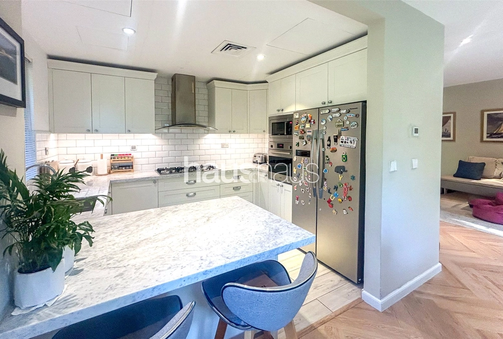 2 bedroom villa for sale - haus & haus