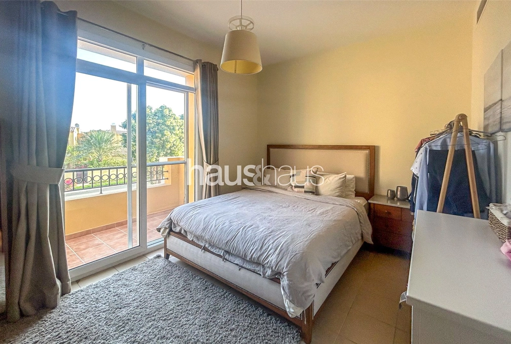 2 bedroom villa for sale - haus & haus