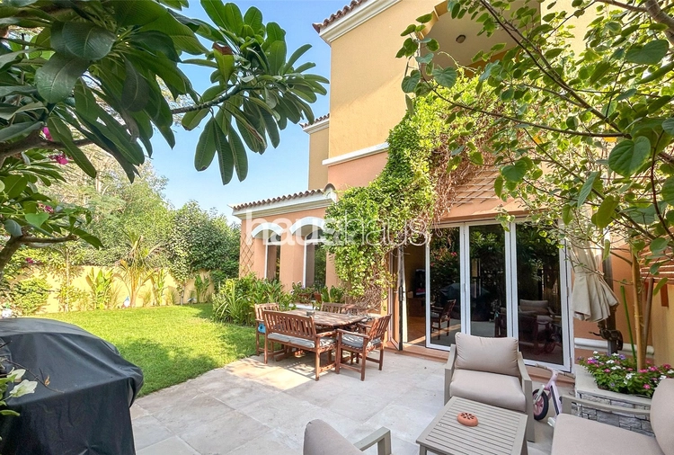 2 bedroom villa for sale - haus & haus