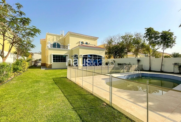 4 bedroom villa to rent - haus & haus