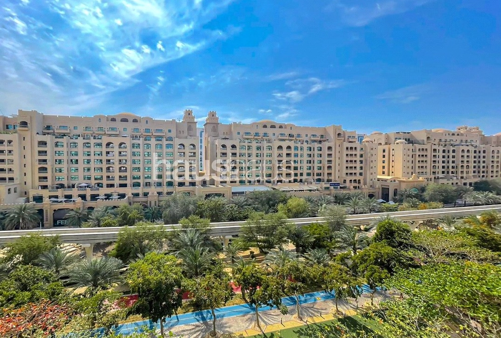 3 bedroom apartment for sale - haus & haus