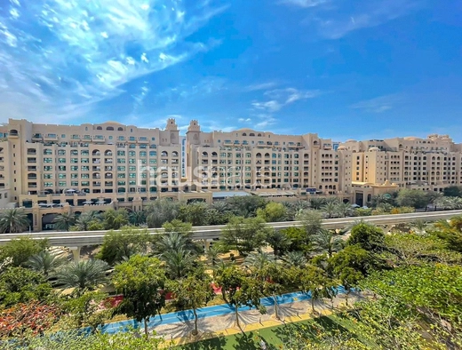 3 bedroom apartment for sale - haus & haus