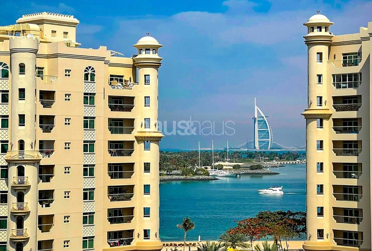 3 bedroom apartment for sale - haus & haus