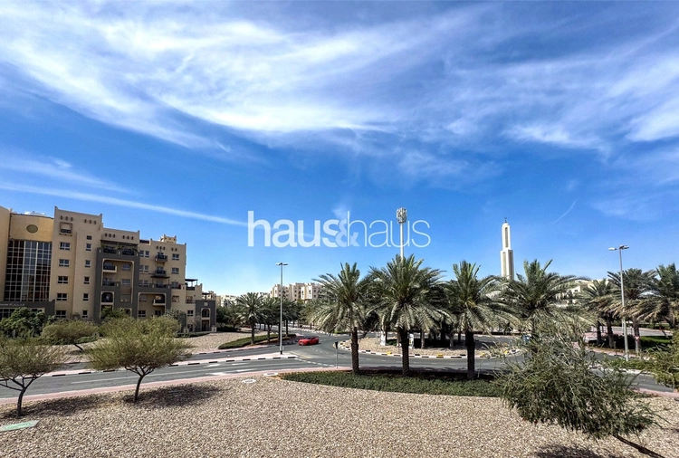 3 bedroom apartment for sale - haus & haus
