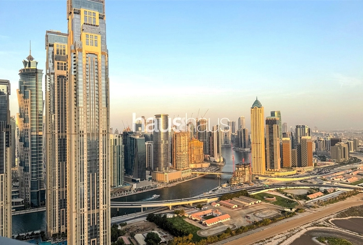 2 bedroom property for sale - haus & haus