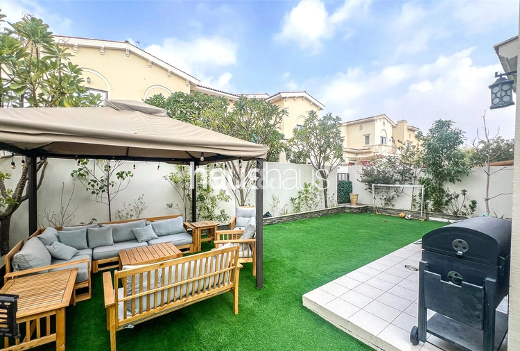 3 bedroom villa for sale - haus & haus