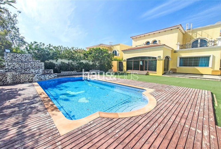 4 bedroom villa to rent - haus & haus