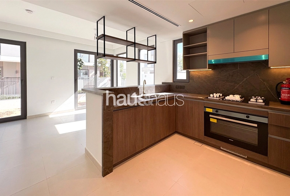 4 bedroom townhouse for sale - haus & haus