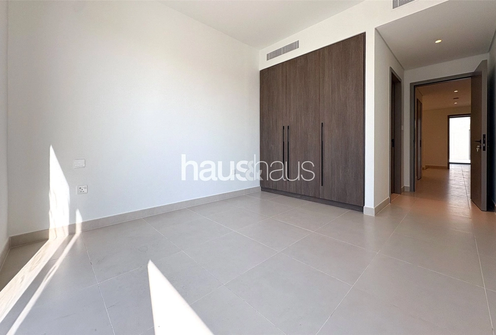 4 bedroom townhouse for sale - haus & haus