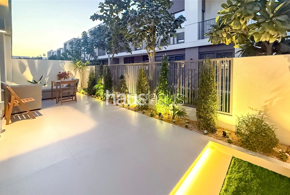 4 bedroom townhouse for sale - haus & haus