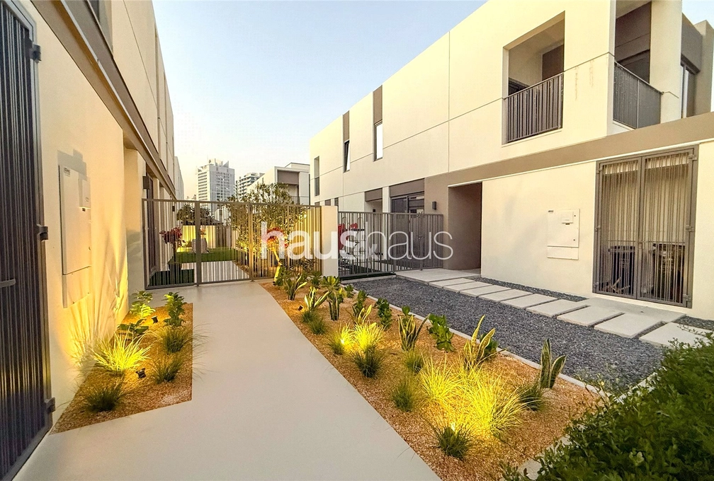 4 bedroom townhouse for sale - haus & haus