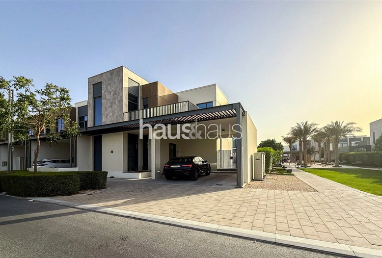 4 bedroom townhouse to rent - haus & haus