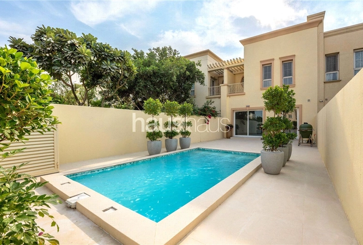 2 bedroom villa for sale - haus & haus