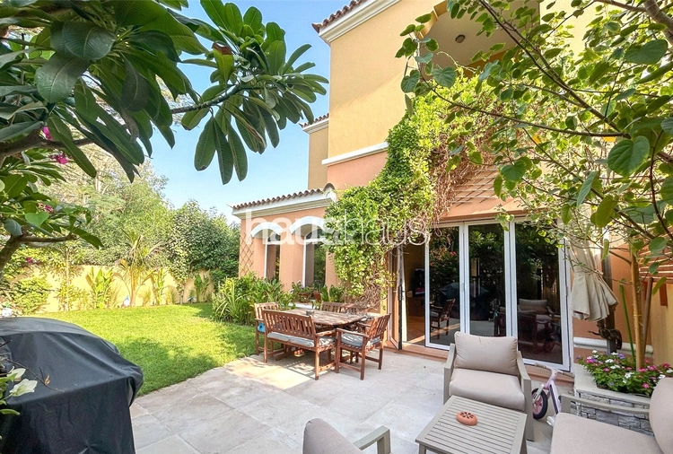 2 bedroom villa for sale - haus & haus