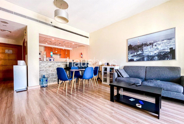 1 bedroom apartment for sale - haus & haus