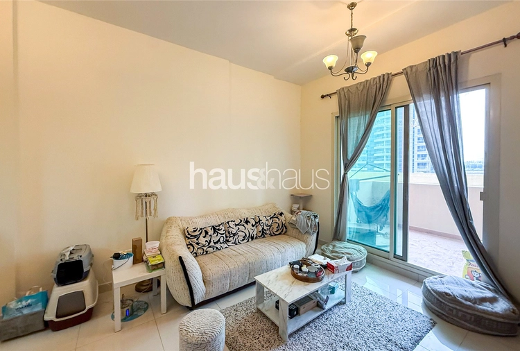 1 bedroom apartment for sale - haus & haus