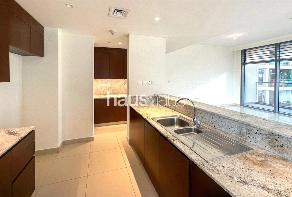 2 bedroom apartment for sale - haus & haus
