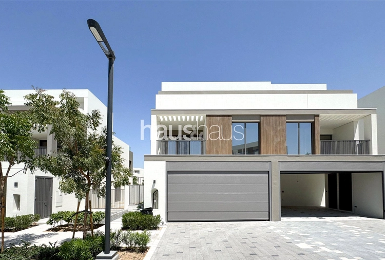 4 bedroom villa for sale - haus & haus