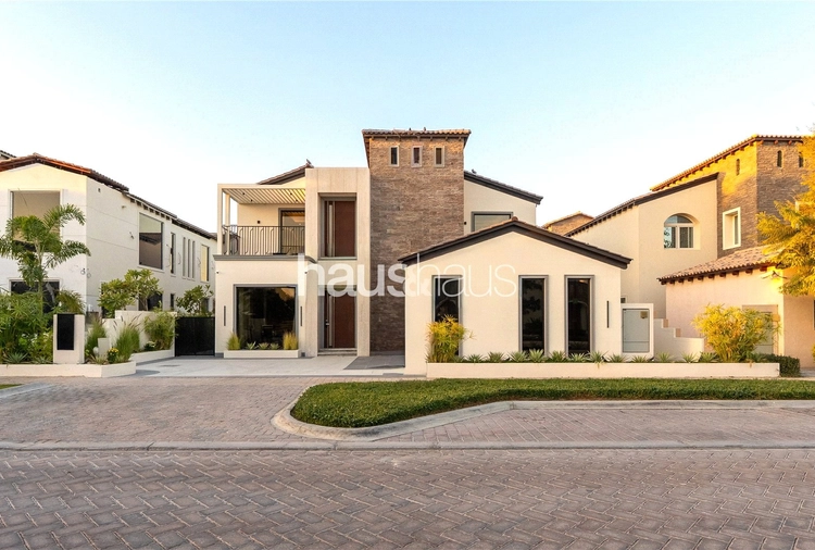 5 bedroom villa for sale - haus & haus