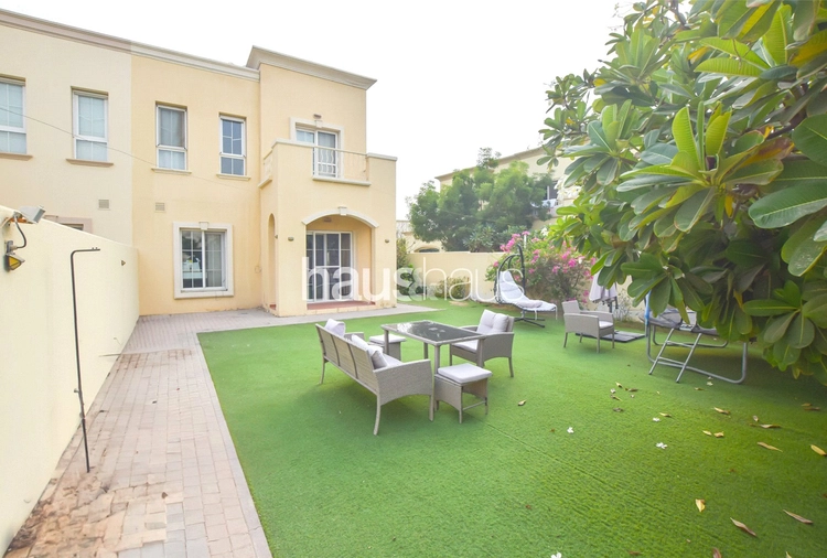 2 bedroom villa for sale - haus & haus