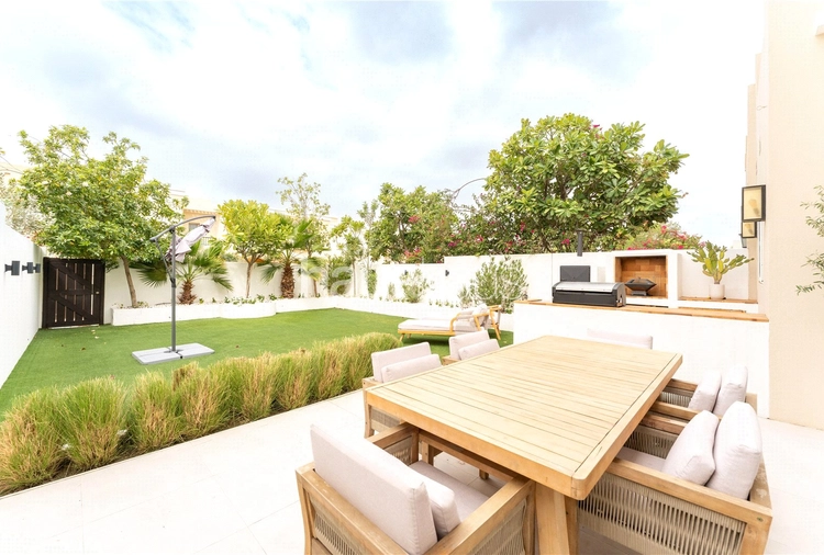 3 bedroom townhouse for sale - haus & haus