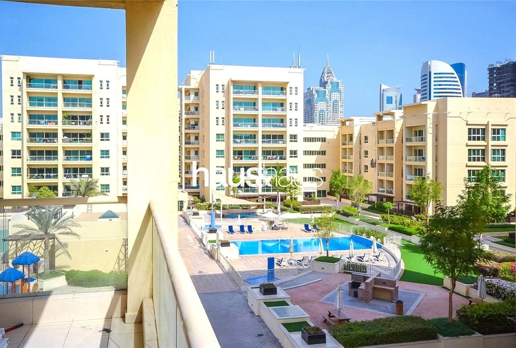 2 bedroom apartment for sale - haus & haus
