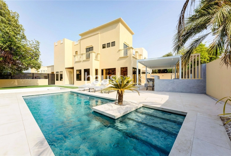 4 bedroom villa for sale - haus & haus