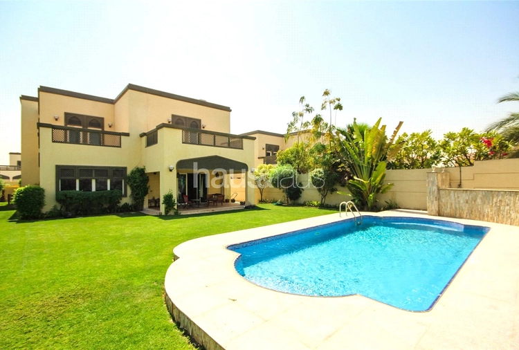 4 bedroom villa to rent - haus & haus
