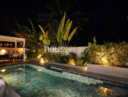 5 bedroom Sale for sale in Building No 3 & 7 at 11,500,000 AED
