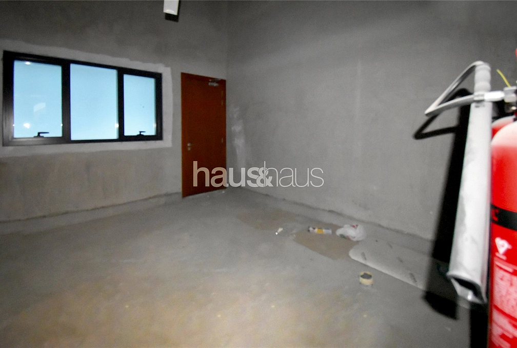 retail to rent - haus & haus