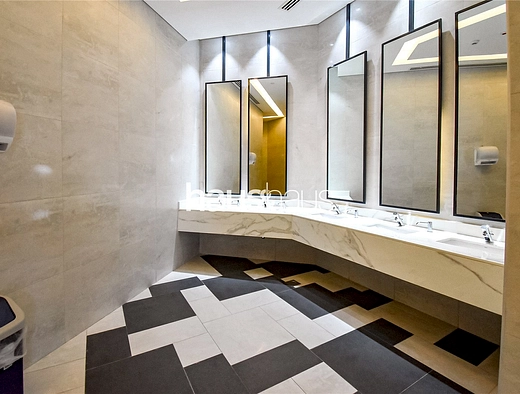 retail to rent - haus & haus