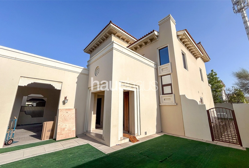 3 bedroom villa to rent - haus & haus