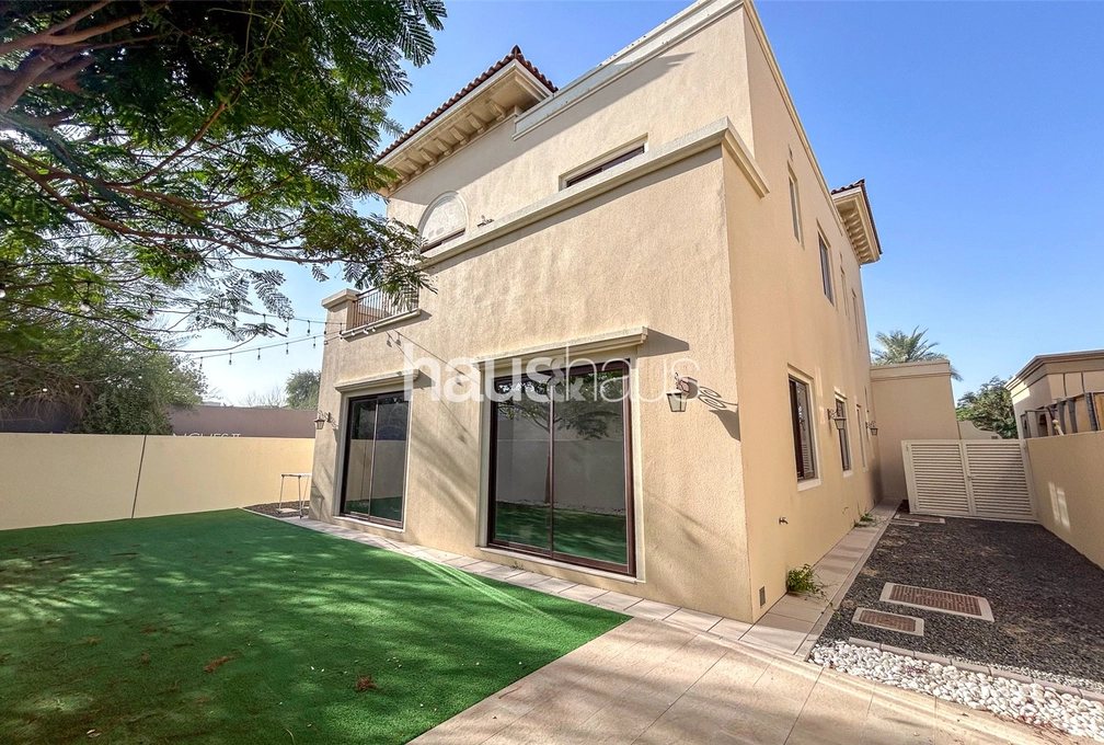 3 bedroom villa to rent - haus & haus