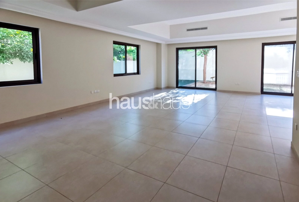 3 bedroom villa to rent - haus & haus