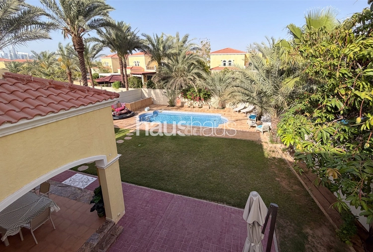 4 bedroom villa to rent - haus & haus