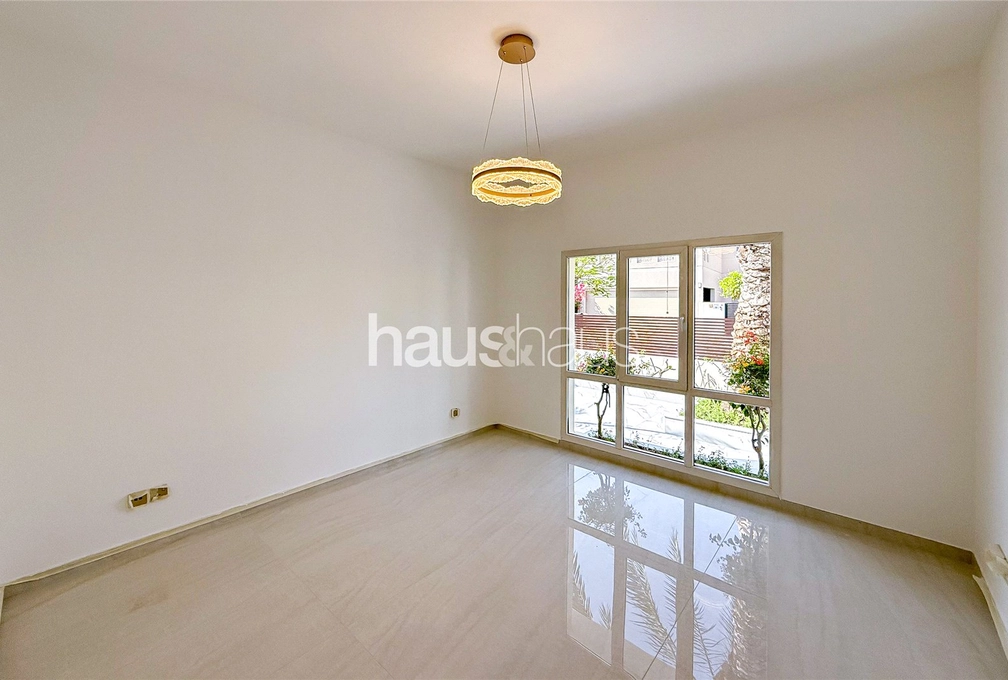 6 bedroom villa to rent - haus & haus