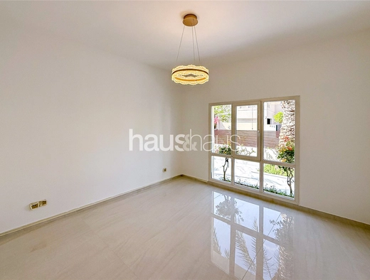 6 bedroom villa to rent - haus & haus