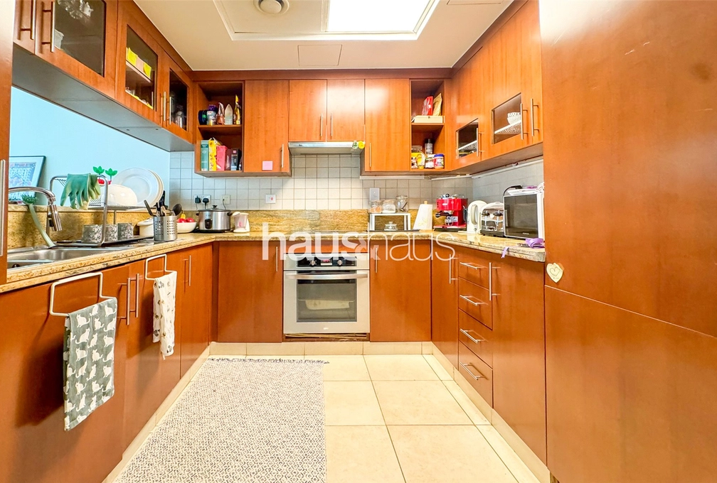 2 bedroom apartment for sale - haus & haus