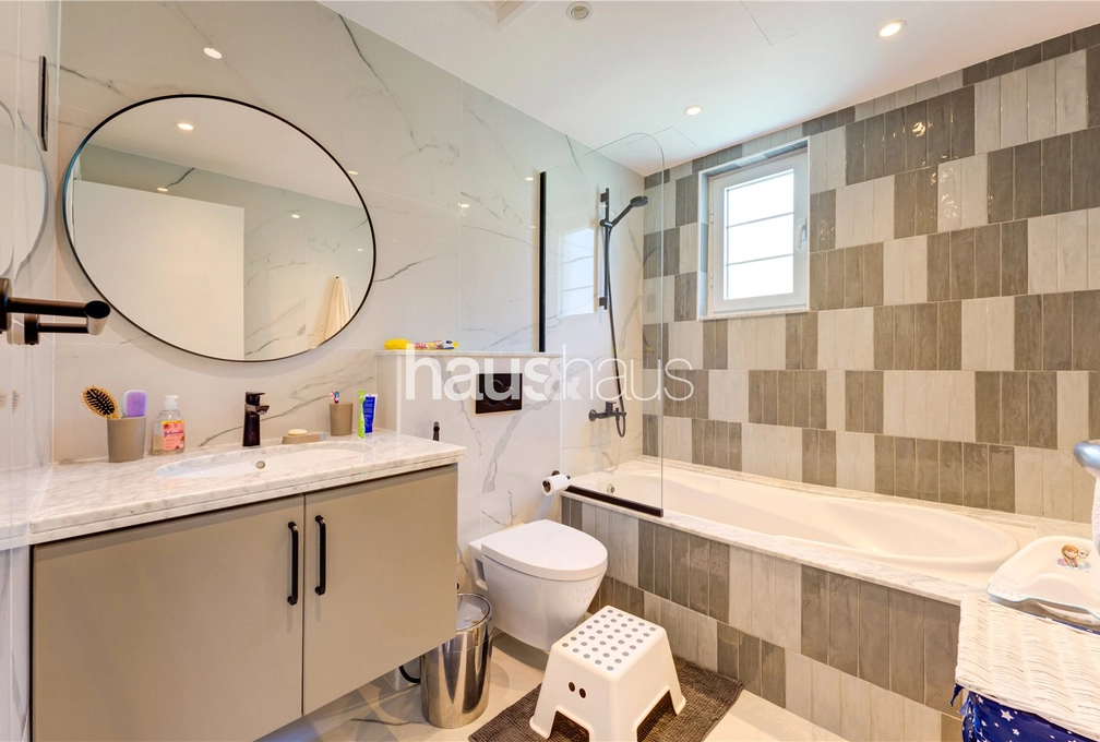 4 bedroom villa for sale - haus & haus