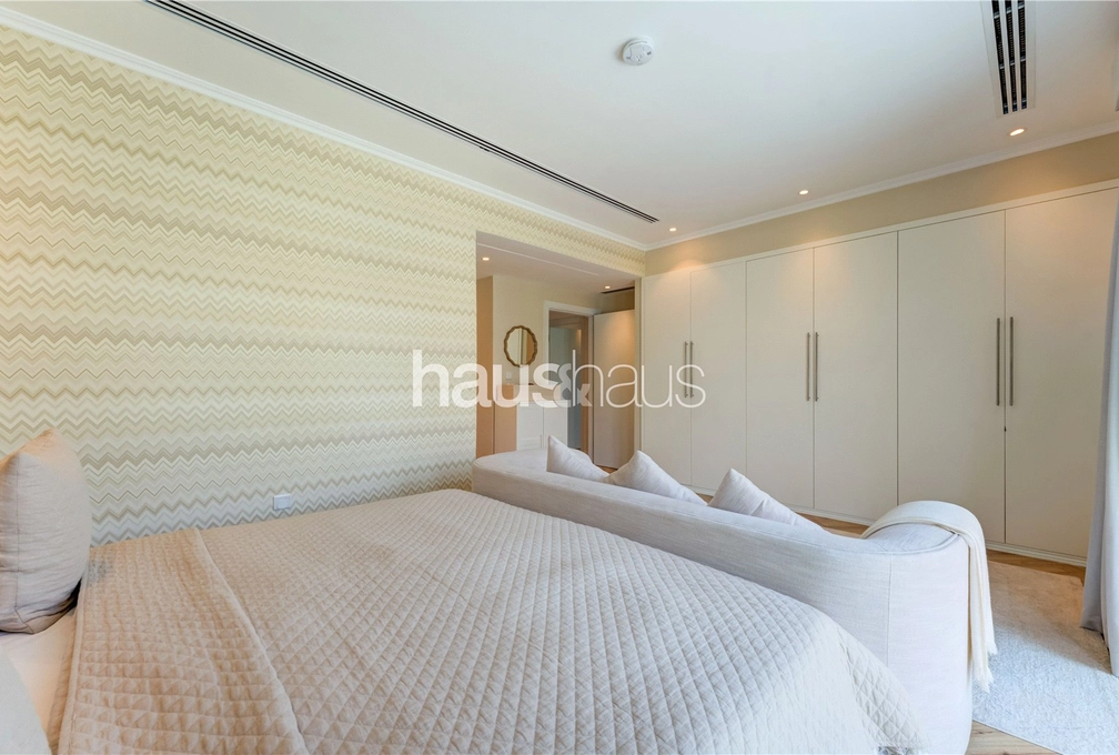 4 bedroom villa for sale - haus & haus