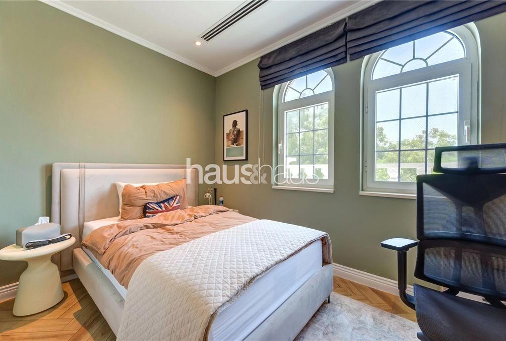 4 bedroom villa for sale - haus & haus