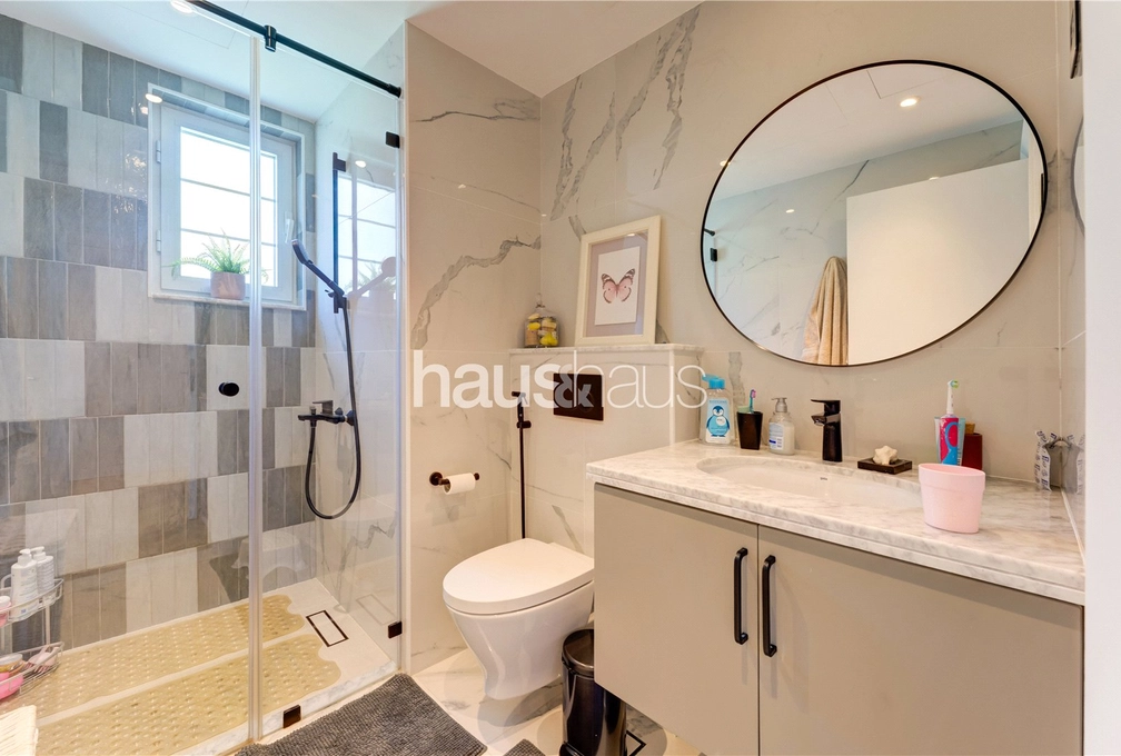 4 bedroom villa for sale - haus & haus