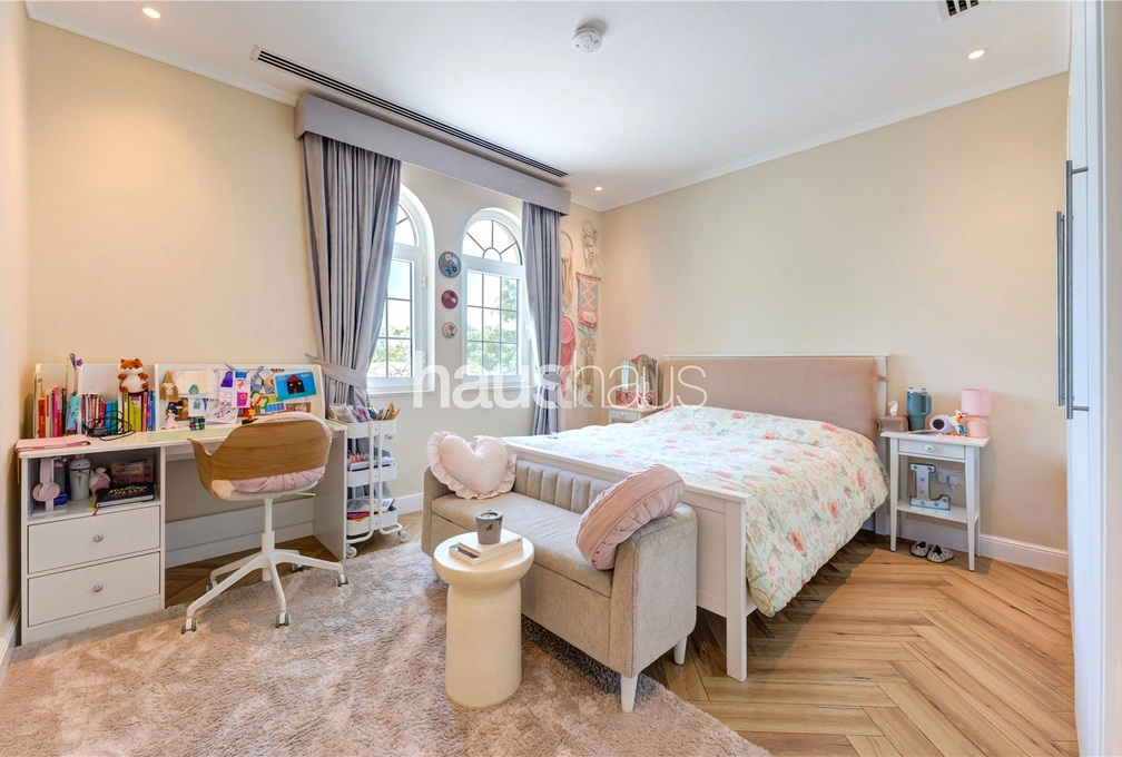 4 bedroom villa for sale - haus & haus