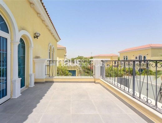 4 bedroom villa for sale - haus & haus