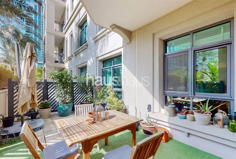 2 bedroom apartment for sale - haus & haus