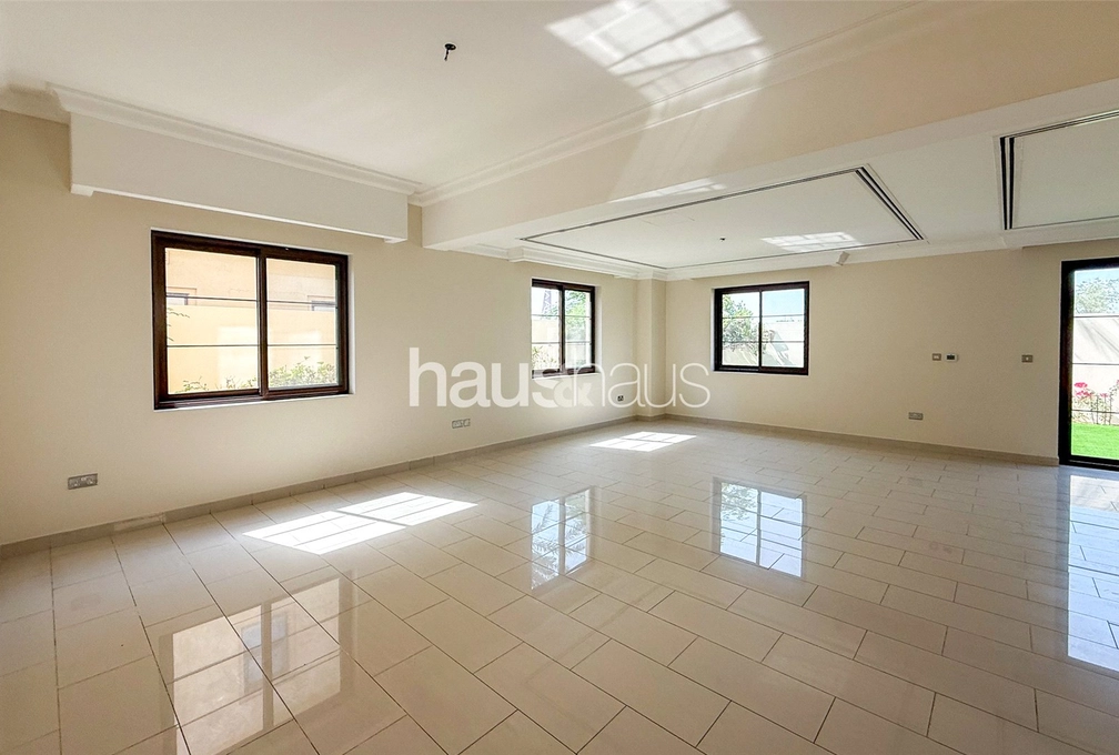 3 bedroom villa for sale - haus & haus