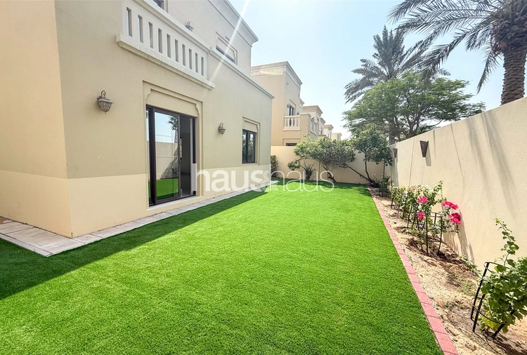 3 bedroom villa for sale - haus & haus
