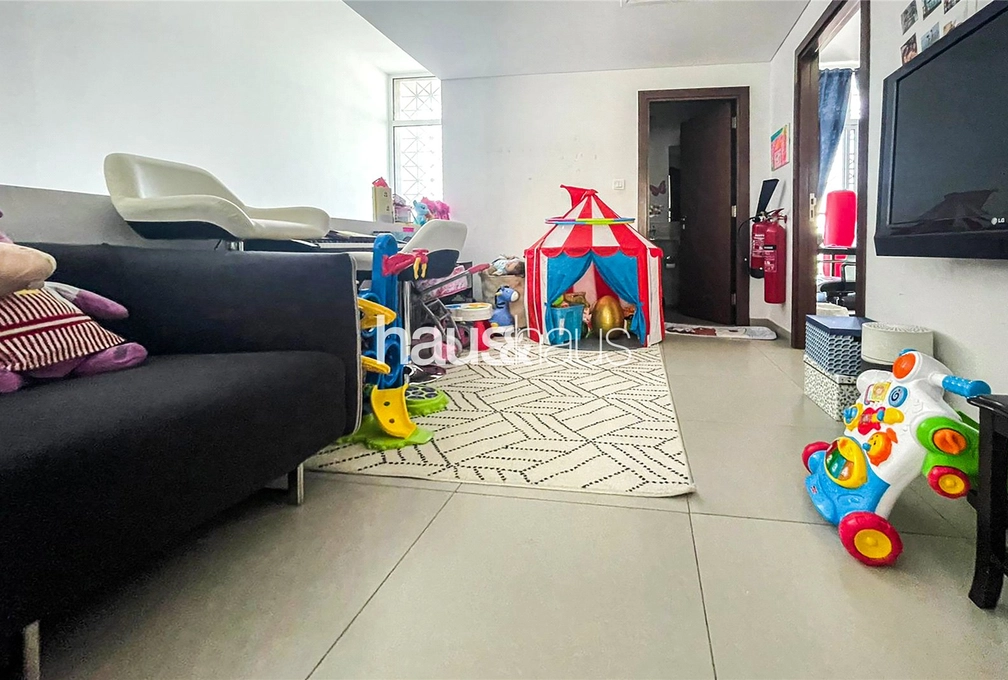 mobile-banner - Haus and Haus