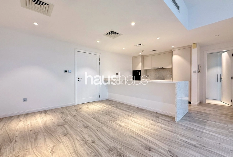 1 bedroom apartment for sale - haus & haus